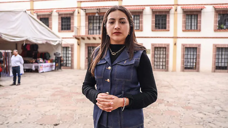 Tigre Kenzo Municipio de Tepetlaoxtoc y poblado de San Bernardo Tlalmimilolpan